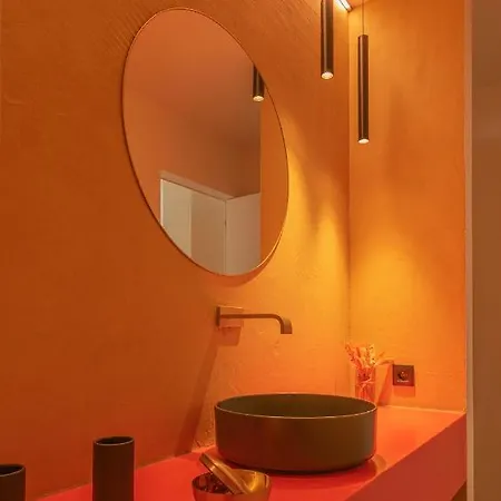 Modern 1 Slaapkamer-appartement Op 20 M Apartmán *