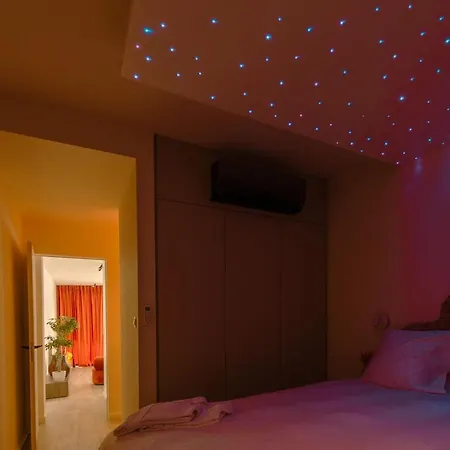 Modern 1 Slaapkamer-appartement Op 20 M